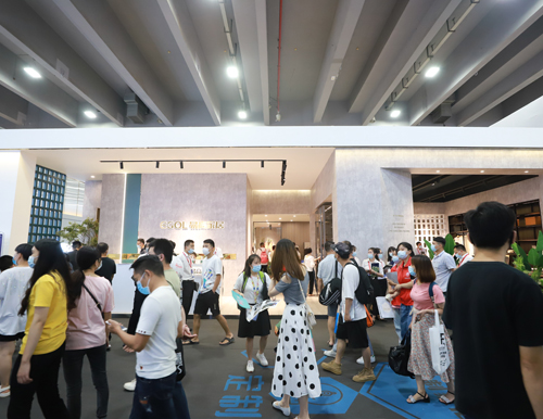 广州建博会首日丨易高家居不负“7”待，闪耀全场